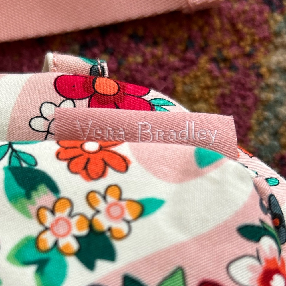 Vera Bradley | Women’s Pink/White/Red Floral Single Adjustable Strap Tote Bag OS - Picture 5 of 13